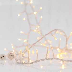 ΠΥΚΝΗ ΣΕΙΡΑ, 800 LED 3mm, 31V ΜΕΤΑΣΧΗΜΑΤΙΣΤΗ, 4 ΕΠΕΚΤΑΣΕΙΣ ΕΩΣ 2 ΣΕΤ, ΔΙΑΦΑΝΟ PVC ΚΑΛΩΔΙΟ, ΘΕΡΜΟ ΛΕΥΚΟ LED ANA 2cm, ΠΡΟΕΚΤΑΣΗ ΠΑΡΟΧΗΣ 3m, ΙΡ44