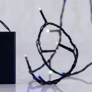 ΣΕΙΡΑ, 20 LED 5mm, ΜΠΑΤΑΡΙΑΣ 3xAA, 8 ΠΡΟΓΡΑΜΜΑΤΑ & ΜΝΗΜΗ, ΧΡΟΝΟΔΙΑΚΟΠΤΗΣ, ΠΡΑΣΙΝΟ PVC ΚΑΛΩΔΙΟ, ΧΡΩΜΑΤΙΣΤΟ LED ΑΝΑ 10cm, ΠΡΟΕΚΤΑΣΗ ΠΑΡΟΧΗΣ 50cm, IP44