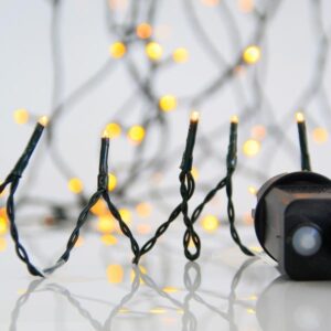 ΣΕΙΡΑ, 700 LED 3mm, 31V ΜΕΤΑΣΧΗΜΑΤΙΣΤΗ, 8 ΠΡΟΓΡΑΜΜΑΤΑ & ΜΝΗΜΗ, ΠΡΑΣΙΝΟ PVC ΚΑΛΩΔΙΟ, ΘΕΡΜΟ ΛΕΥΚΟ LED ΑΝΑ 5cm, ΠΡΟΕΚΤΑΣΗ ΠΑΡΟΧΗΣ 3m, ΙΡ44